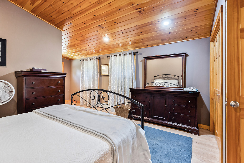 Smithfield, Maine, 04978, United States, 3 Bedrooms Bedrooms, ,4 BathroomsBathrooms,Residential,For Sale,1934236