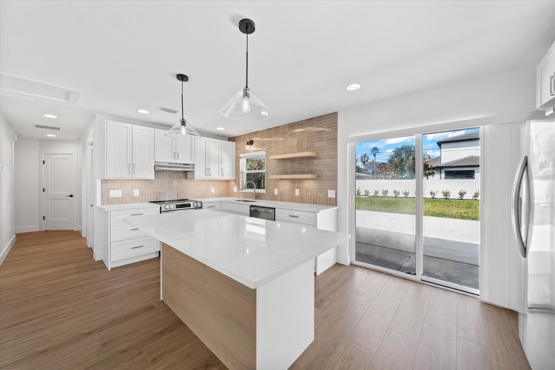  122 1st Avenue, Indialantic, FL, 32903 - 物件實景