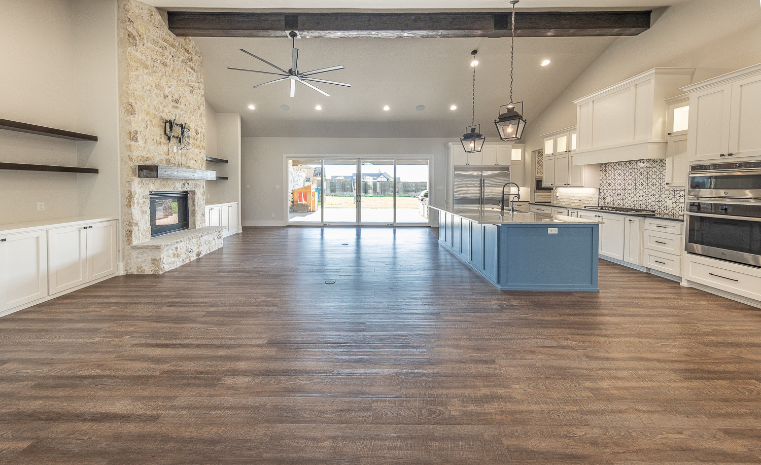 Lubbock, Texas, 79424, United States, 4 Bedrooms Bedrooms, ,5 BathroomsBathrooms,Residential,For Sale,1901517