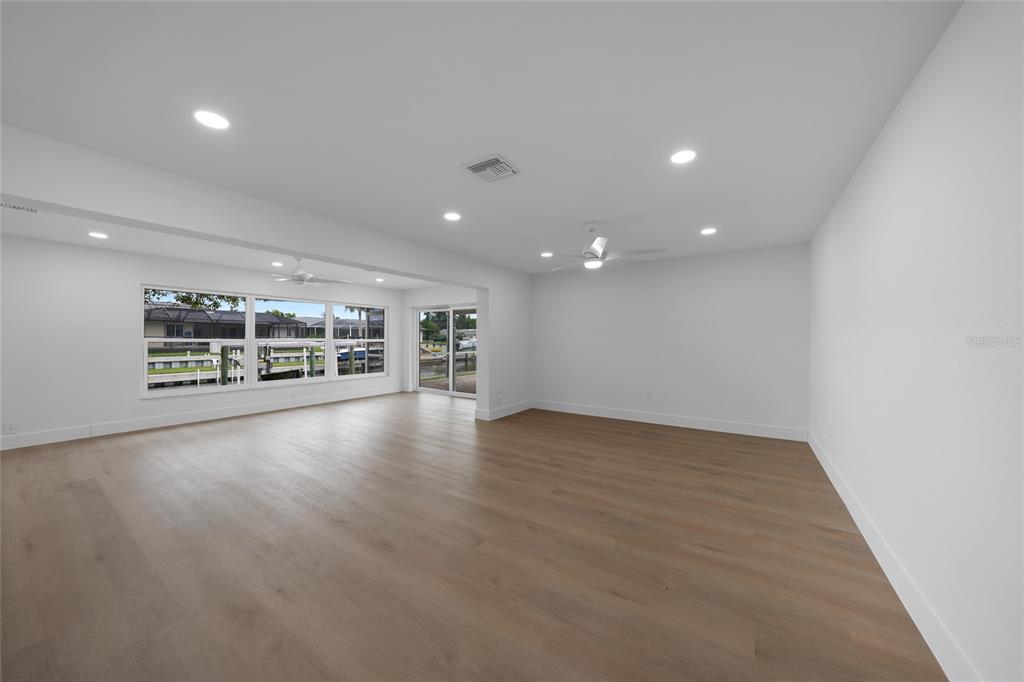 Englewood, Florida, 34223, United States, 2 Bedrooms Bedrooms, ,2 BathroomsBathrooms,Residential,For Sale,1931674
