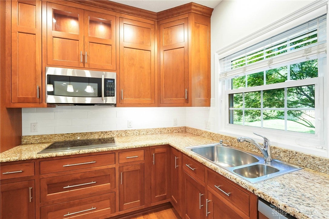 Dayton, Ohio, 45458, United States, 5 Bedrooms Bedrooms, ,4 BathroomsBathrooms,Residential,For Sale,1975816