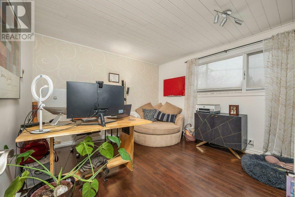 VERNON, British Columbia, V1H 1J9, CA, 6 Bedrooms Bedrooms, ,3 BathroomsBathrooms,Residential,For Sale,1858215