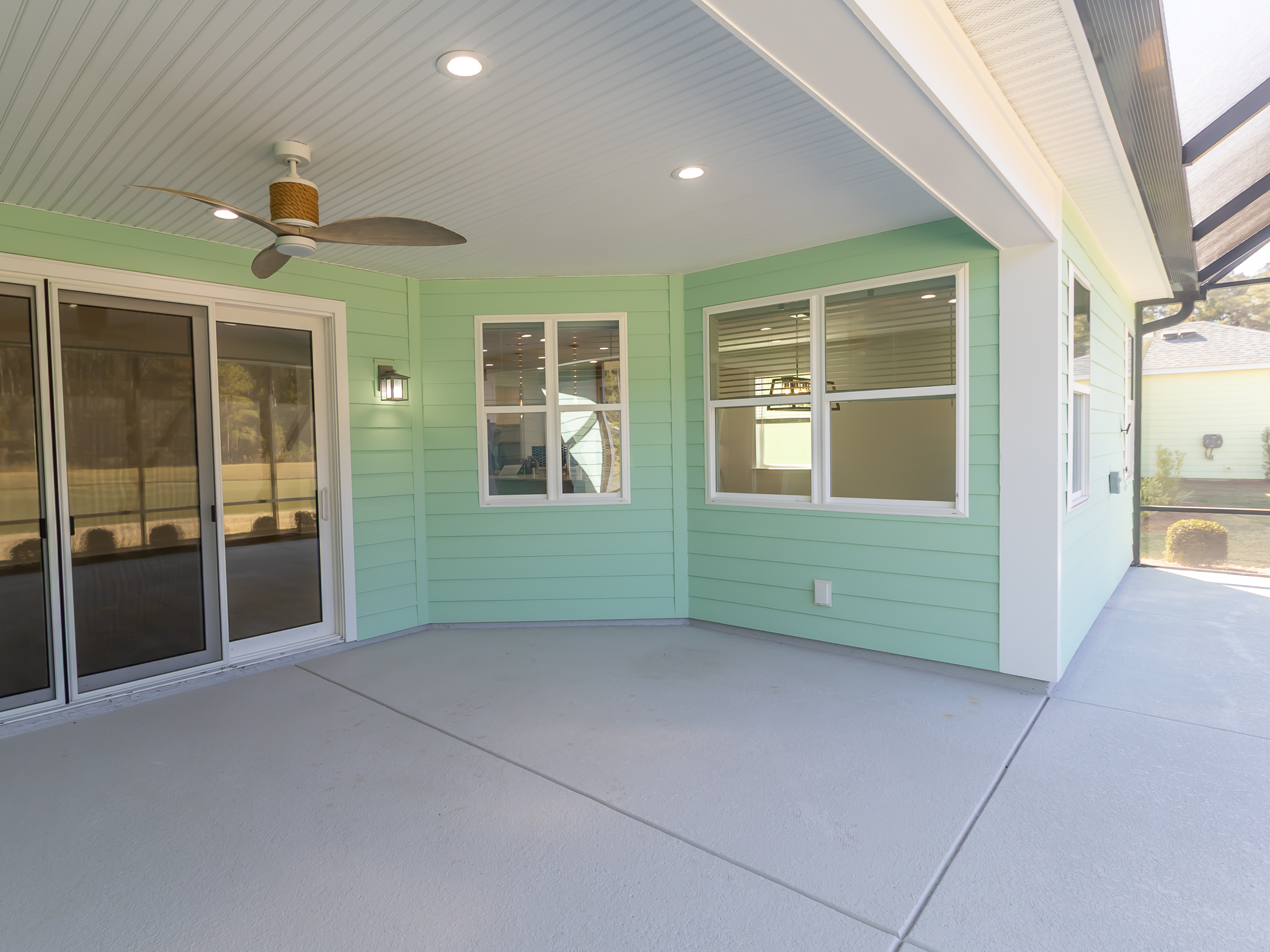 Hardeeville, South Carolina, 29927, United States, 3 Bedrooms Bedrooms, ,4 BathroomsBathrooms,Residential,For Sale,1992375