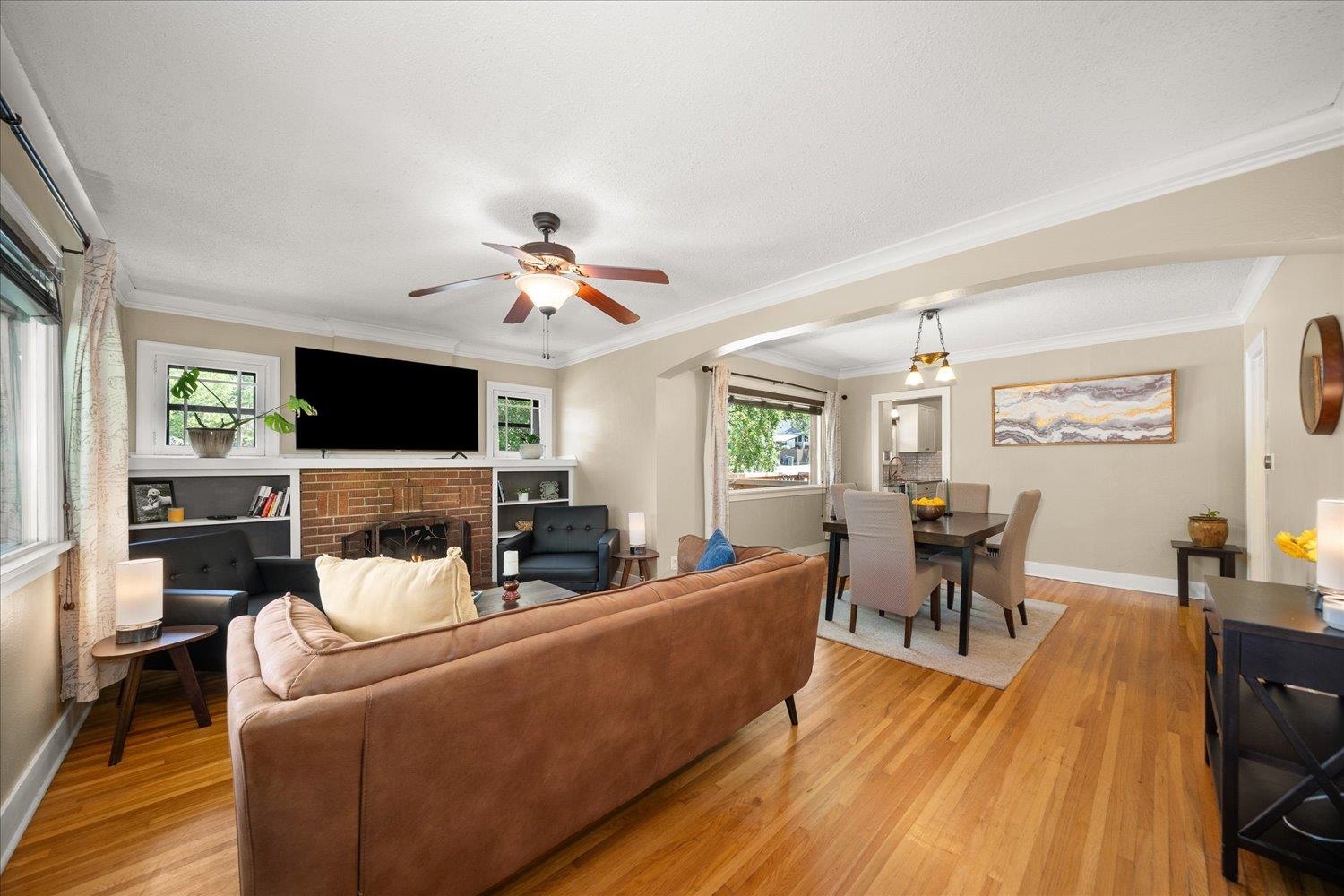 Spokane, Washington, 99203, United States, 3 Bedrooms Bedrooms, ,2 BathroomsBathrooms,Residential,For Sale,1955587