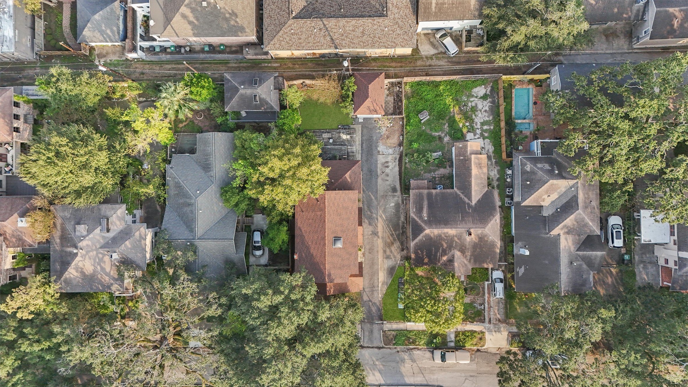 Houston, Texas, 77006, United States, 3 Bedrooms Bedrooms, ,1 BathroomBathrooms,Residential,For Sale,1982150