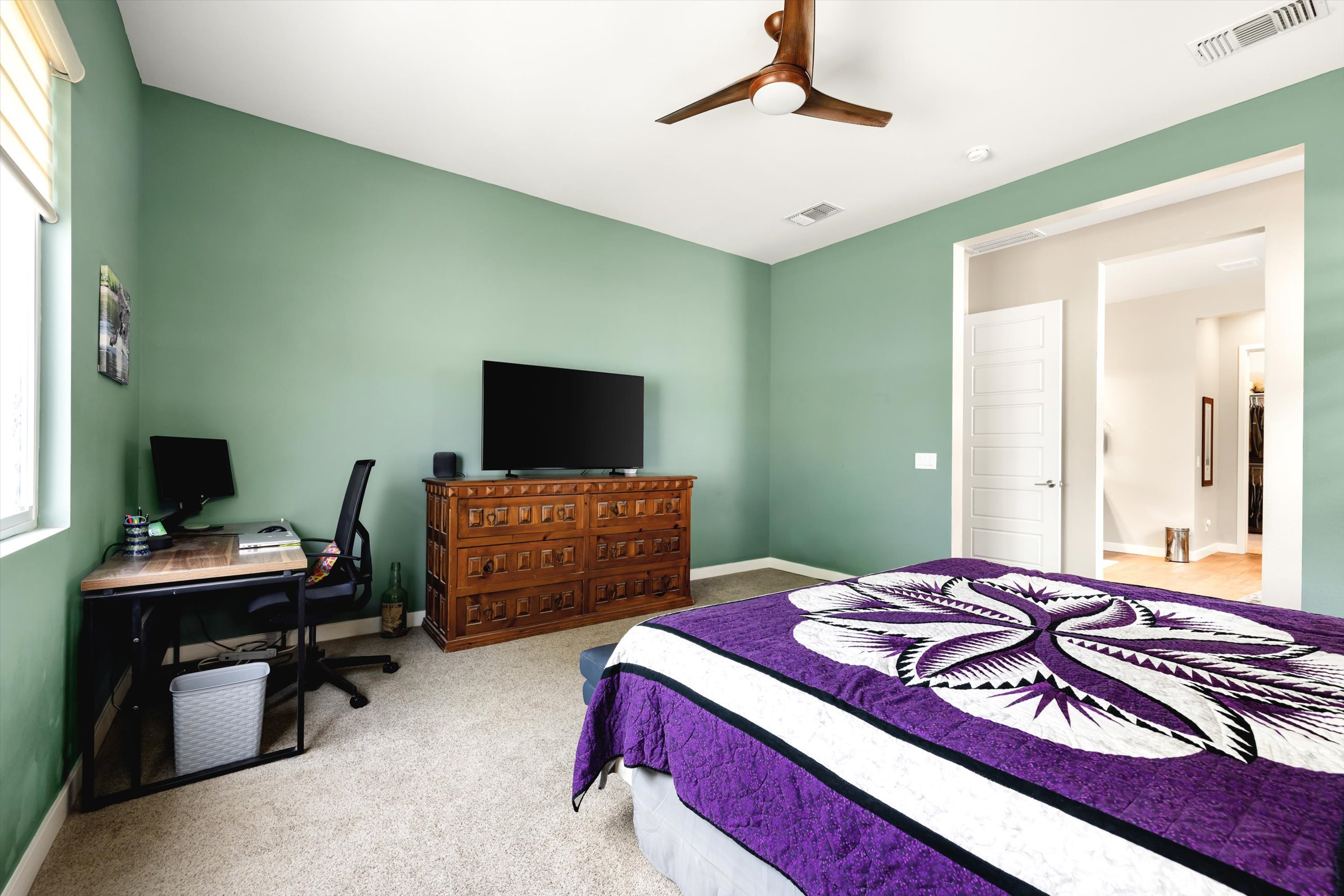  930 E Paseo Way  Phoenix, AZ - 物件實景
