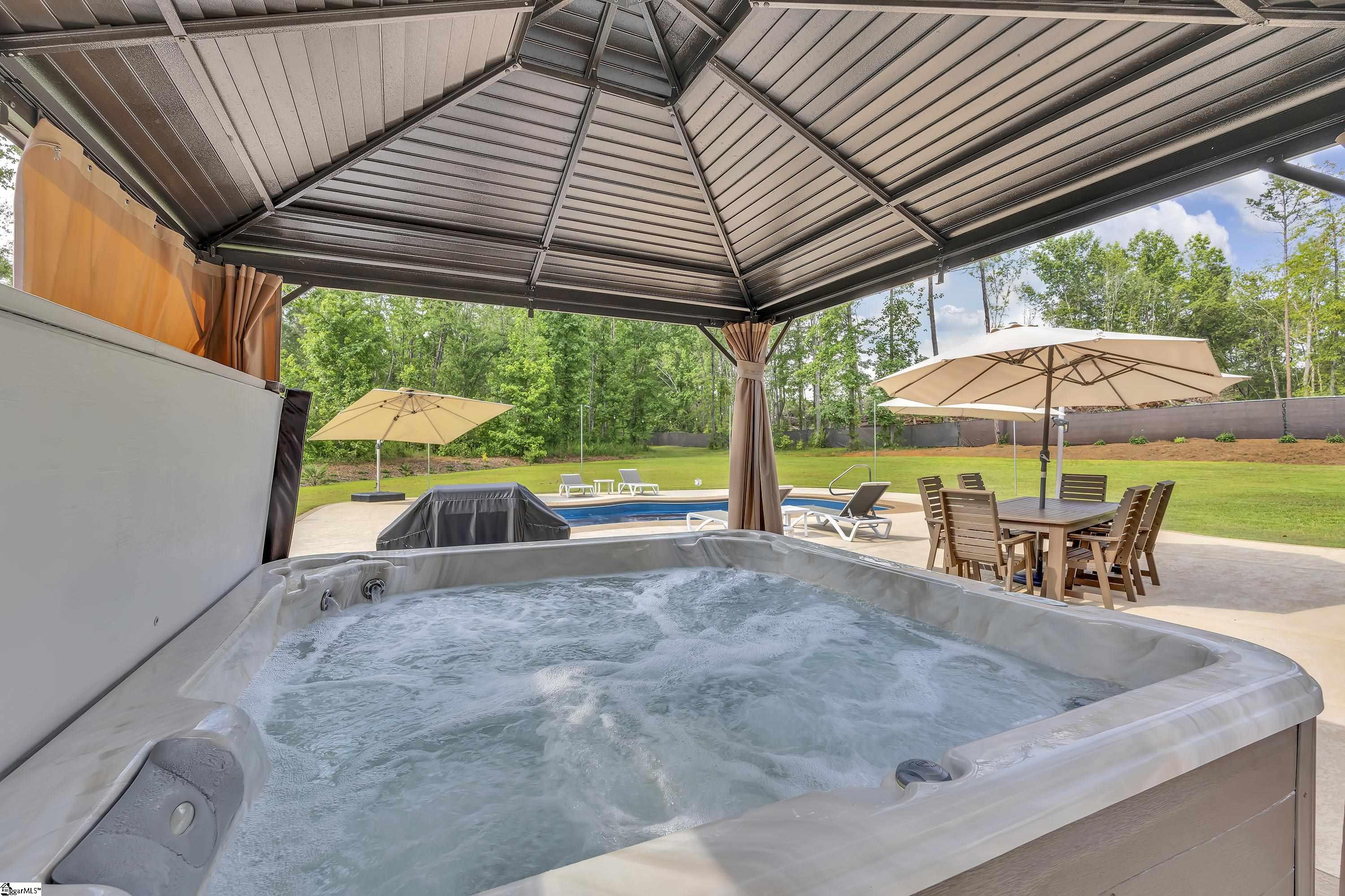 Inman, South Carolina, 29349, United States, 4 Bedrooms Bedrooms, ,4 BathroomsBathrooms,Residential,For Sale,1885361