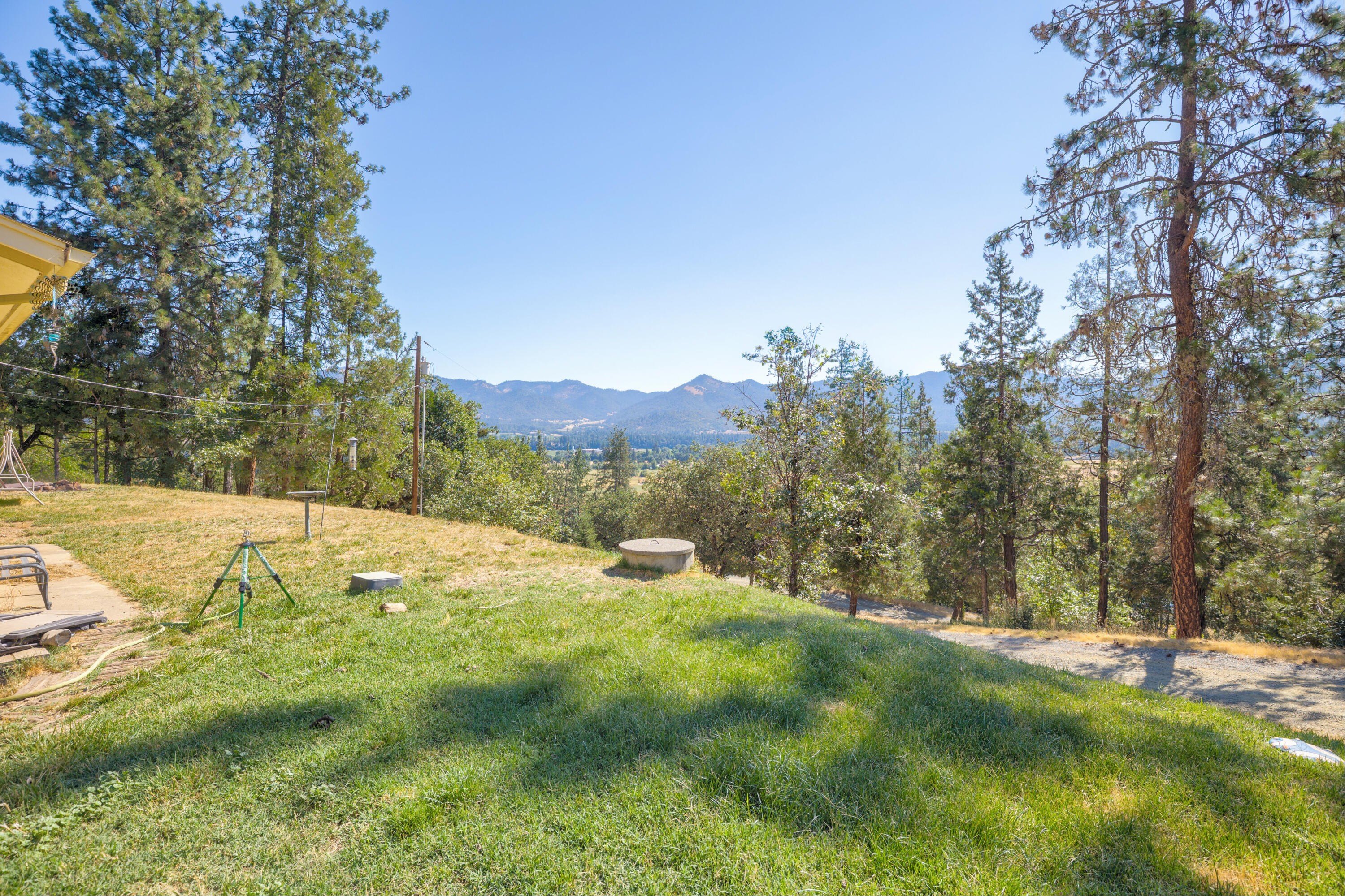 Williams, Oregon, 97544, United States, 3 Bedrooms Bedrooms, ,2 BathroomsBathrooms,Residential,For Sale,1983882