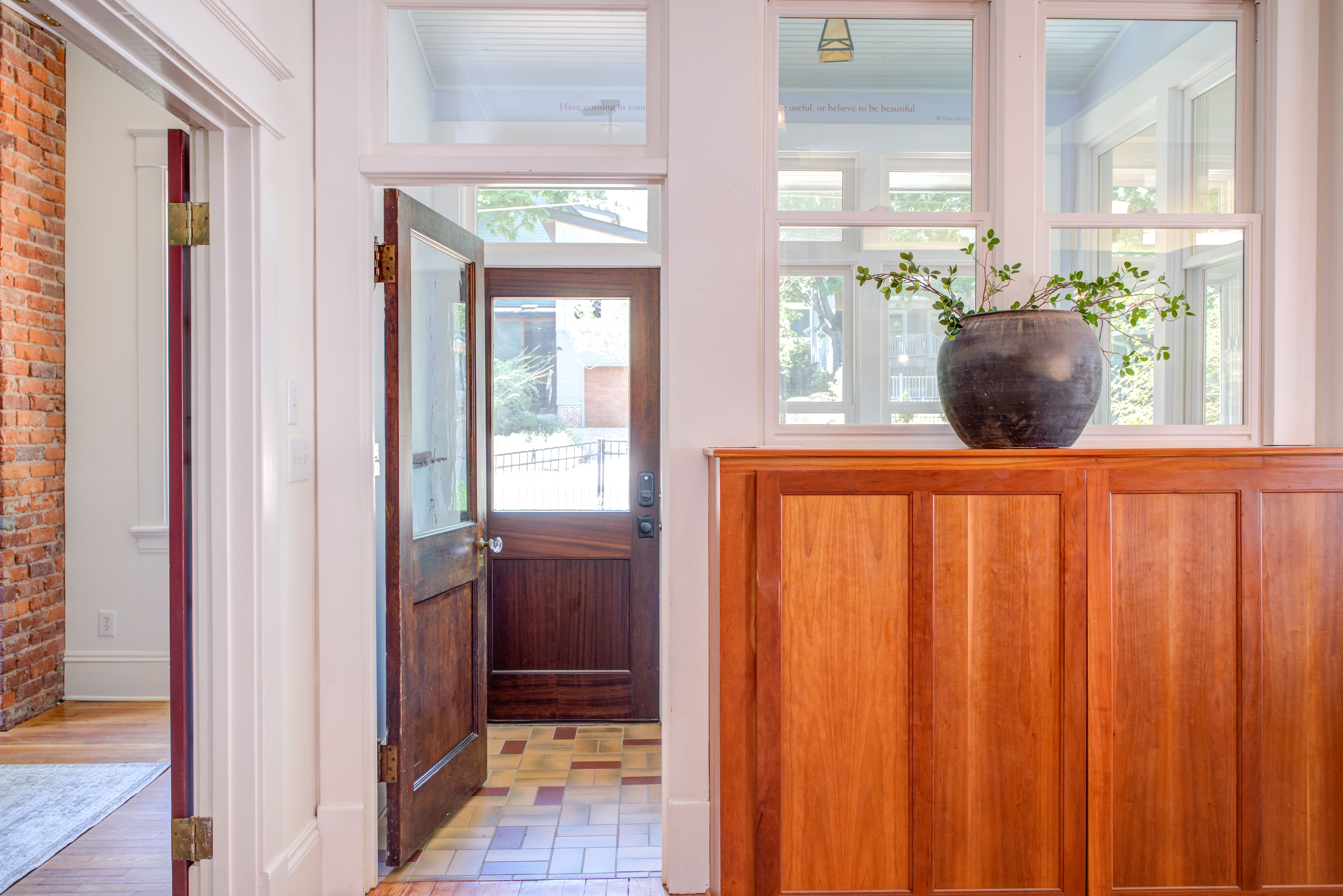  127 Forest Road, Raleigh, NC, 27605 - 物件實景