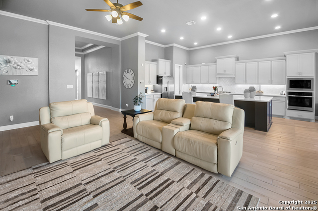 San Antonio, Texas, 78254, United States, 4 Bedrooms Bedrooms, ,4 BathroomsBathrooms,Residential,For Sale,1867143