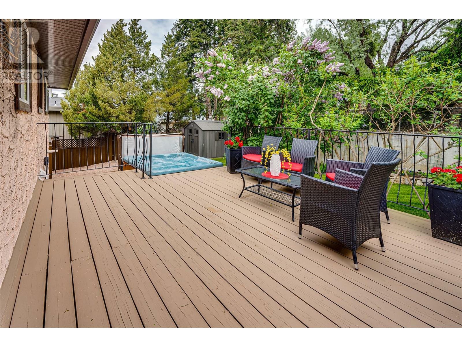 VERNON, British Columbia, V1T 7S4, CA, 4 Bedrooms Bedrooms, ,2 BathroomsBathrooms,Residential,For Sale,1837280