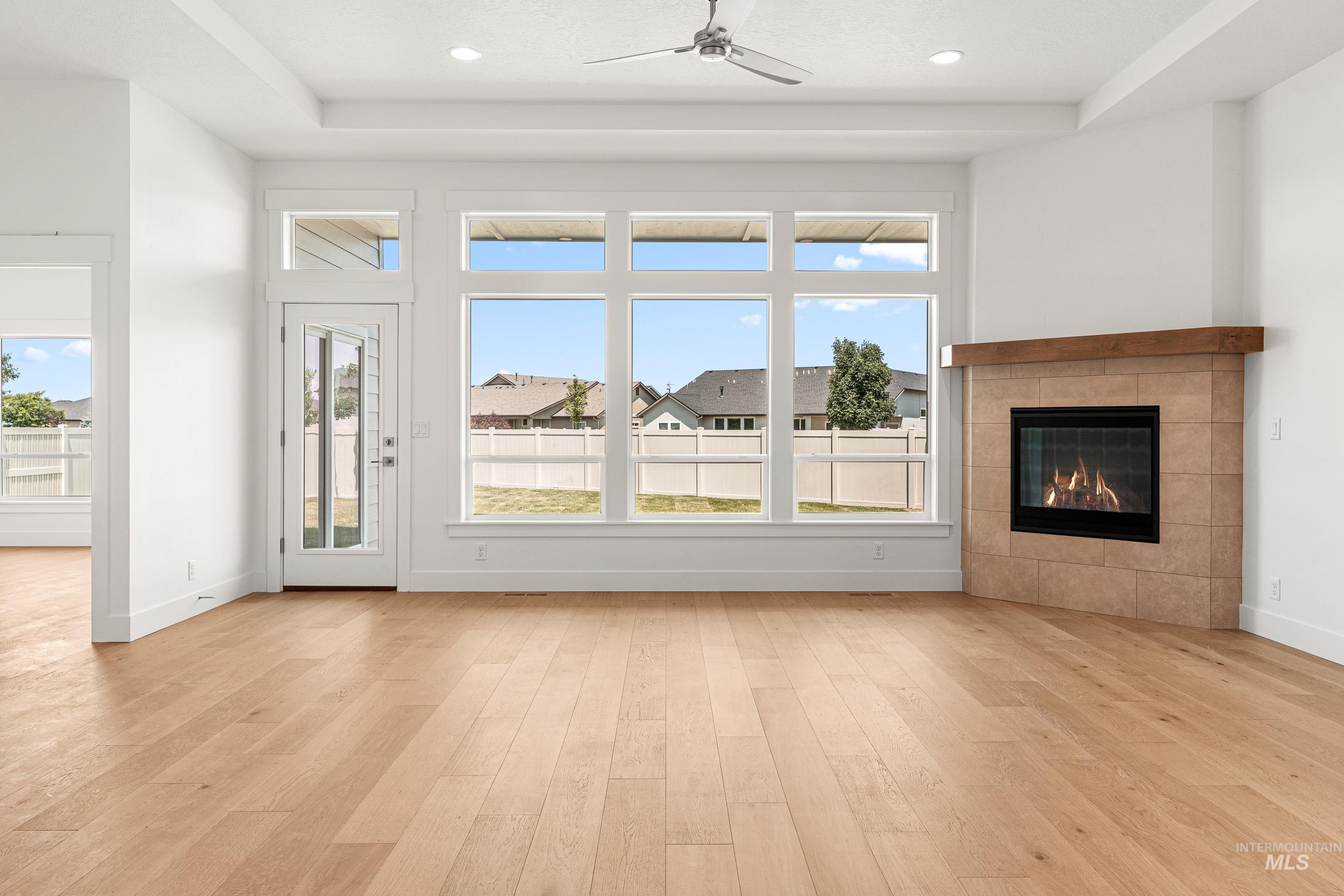 Boise, Idaho, 83716, United States, 3 Bedrooms Bedrooms, ,Residential,For Sale,1927423