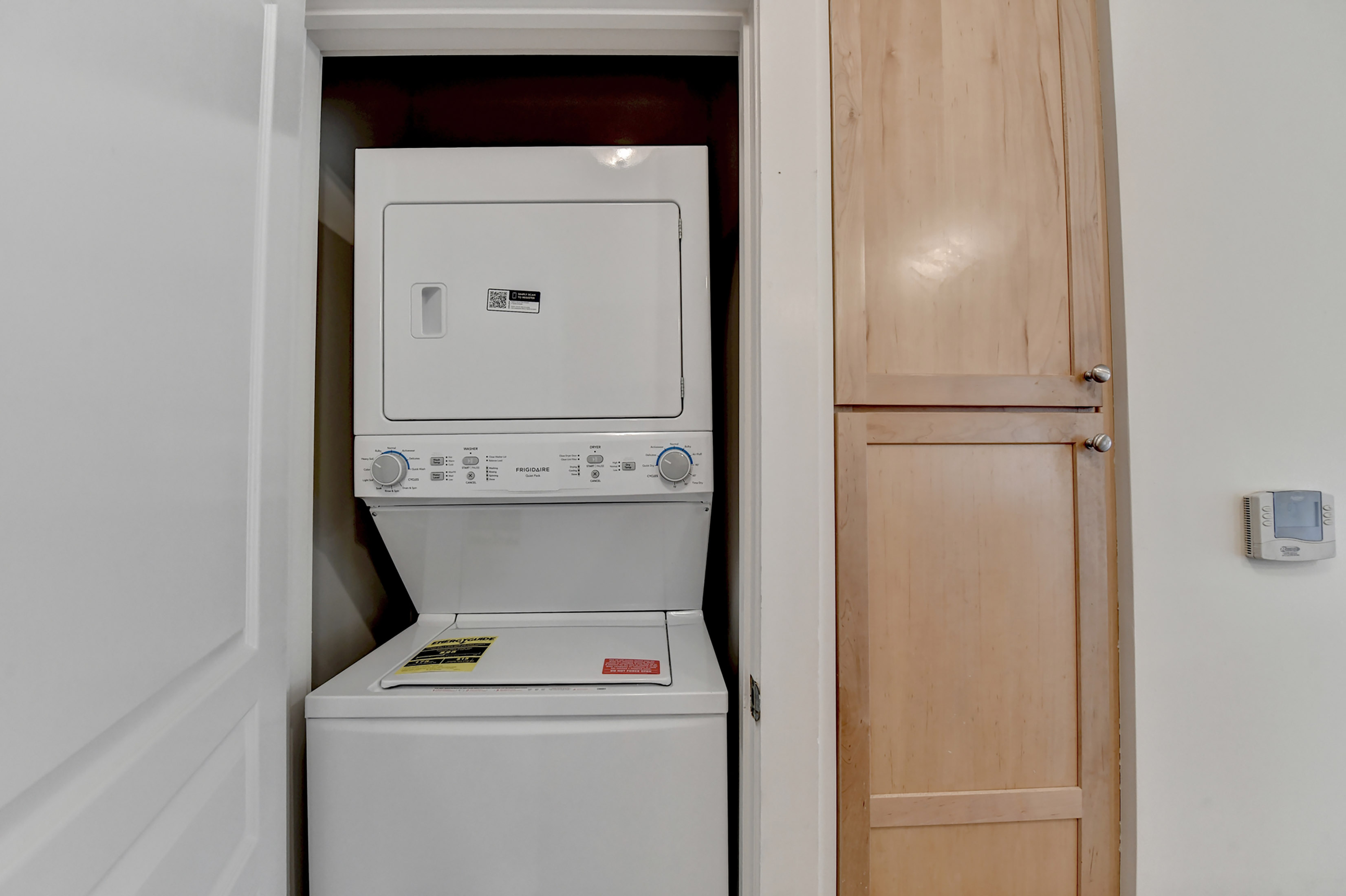 Move-In Ready Condo at the Park Place Towers - 物件實景
