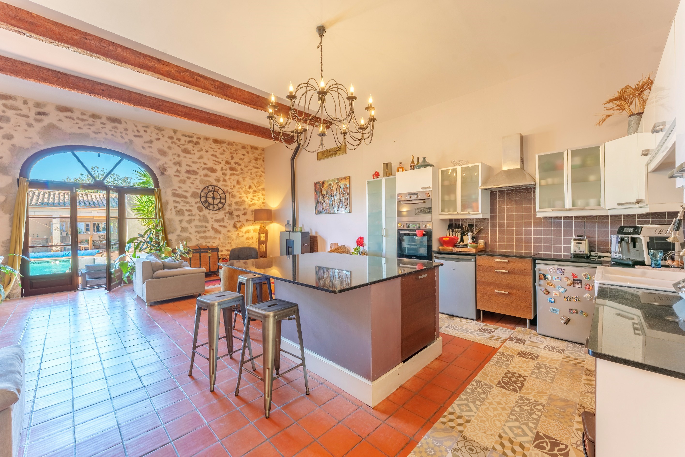  Elegant Village Residence & Established Hospitality Business Near Pézenas - 物件實景
