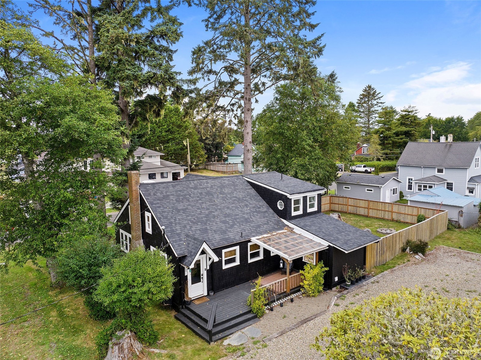 Seaview, Washington, 98641, United States, 2 Bedrooms Bedrooms, ,1 BathroomBathrooms,Residential,For Sale,1982680