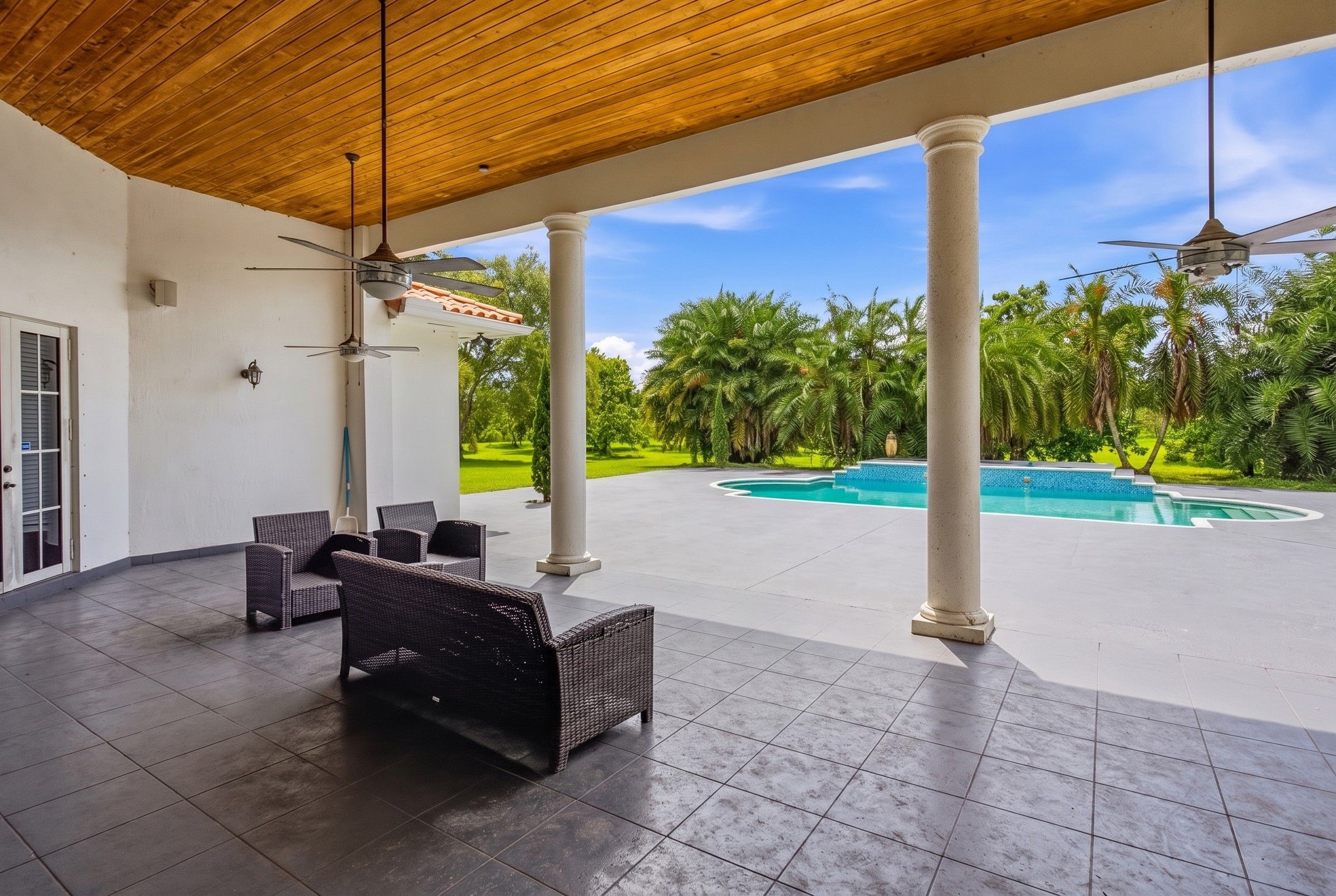  17920 SW 15th ST, Miami, FL, 33187 - 物件實景