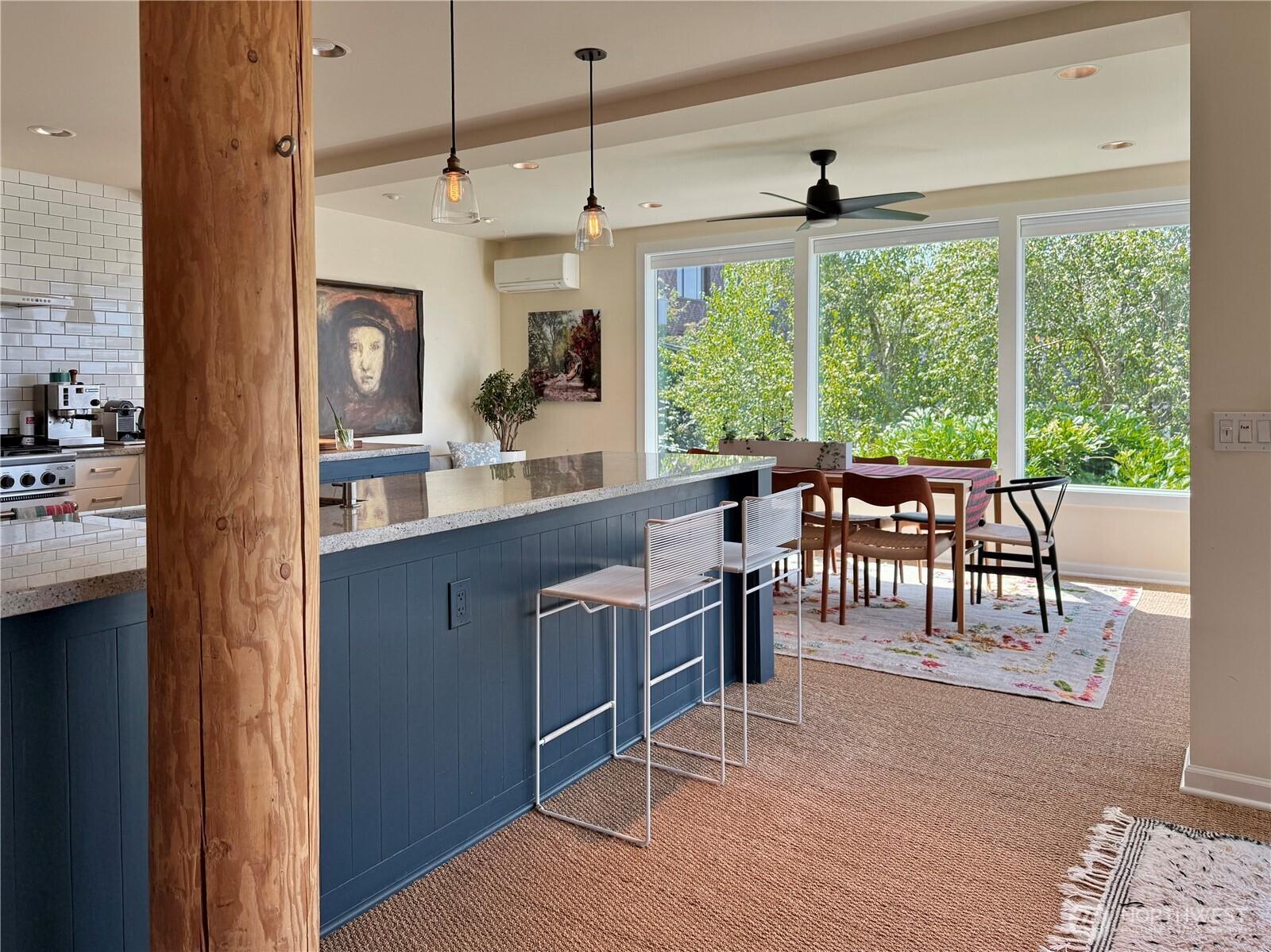 SEATTLE, Washington, 98102, United States, 2 Bedrooms Bedrooms, ,3 BathroomsBathrooms,Residential,For Sale,1901713