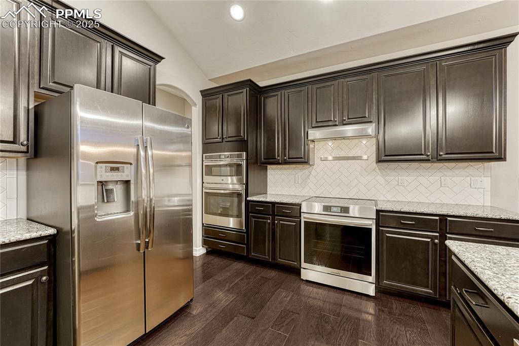 Colorado Springs, Colorado, 80921, United States, 5 Bedrooms Bedrooms, ,4 BathroomsBathrooms,Residential,For Sale,1939279