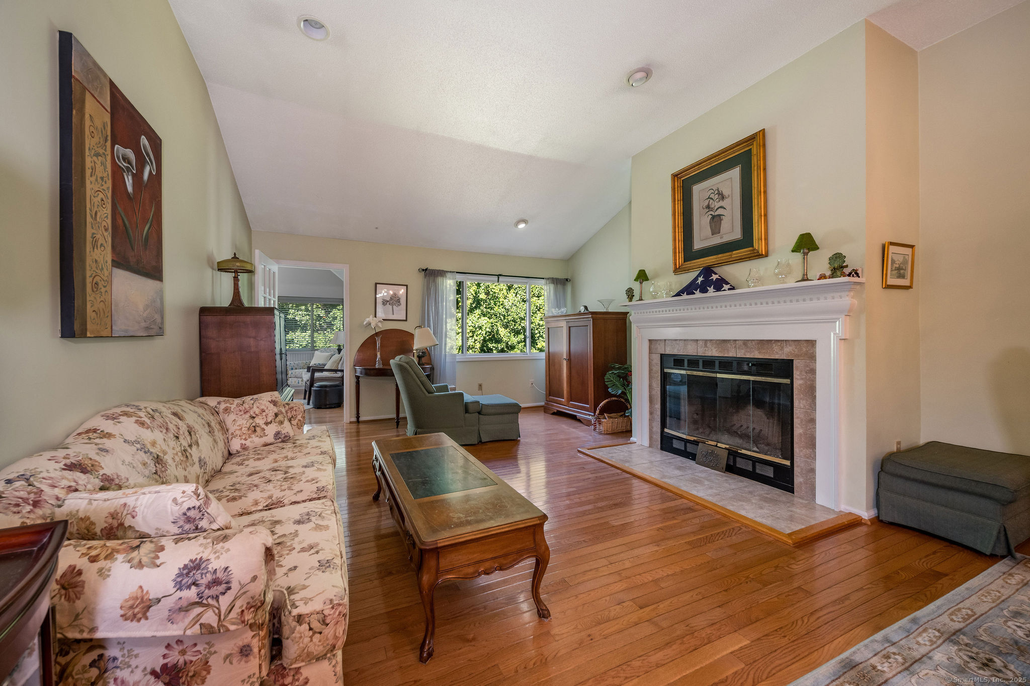 Madison, Connecticut, 06443, United States, 2 Bedrooms Bedrooms, ,3 BathroomsBathrooms,Residential,For Sale,1926954