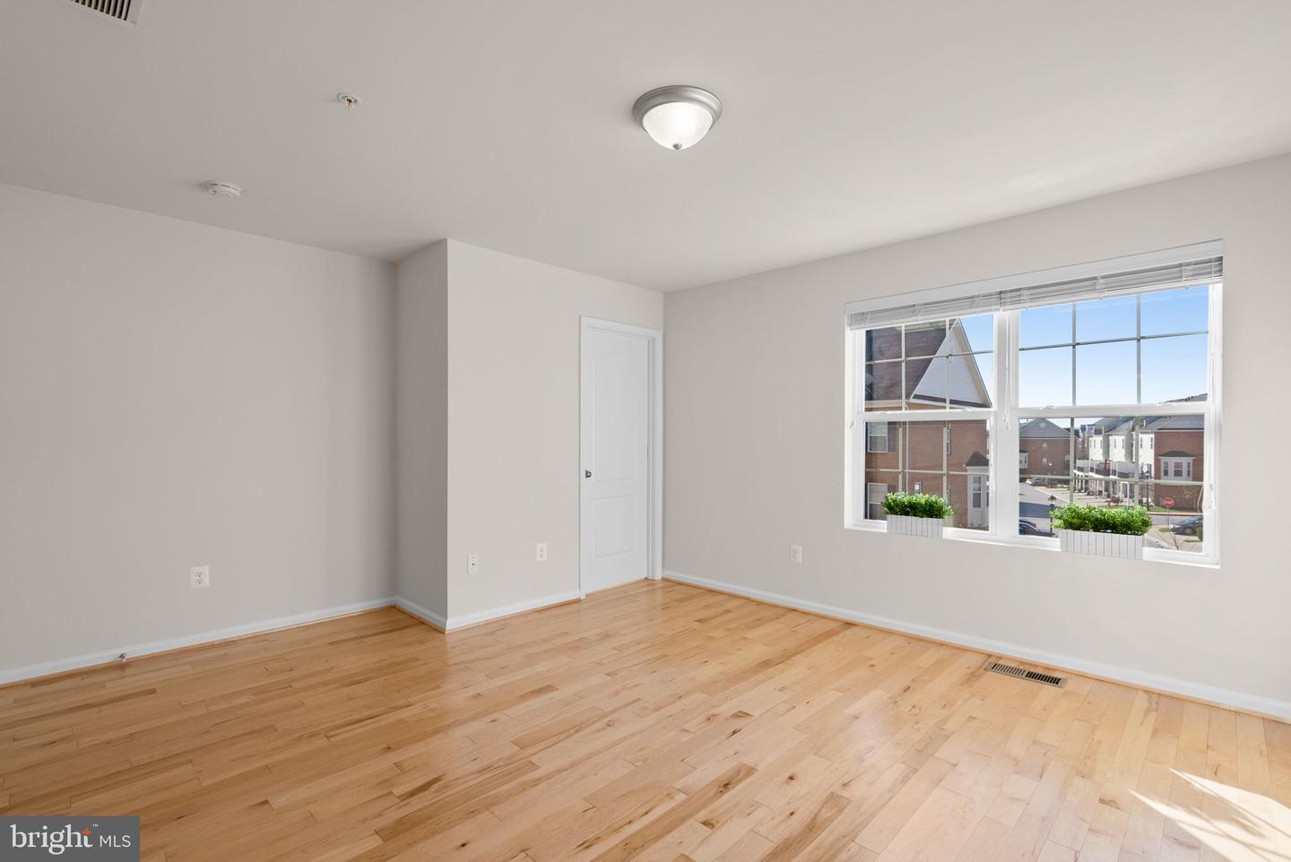 Elkridge, Maryland, 21075, United States, 4 Bedrooms Bedrooms, ,4 BathroomsBathrooms,Residential,For Sale,2002050