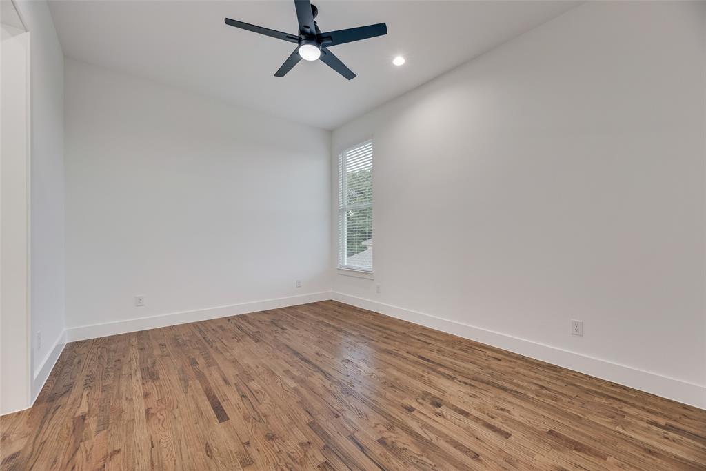Dallas, Texas, 75211, United States, 4 Bedrooms Bedrooms, ,4 BathroomsBathrooms,Residential,For Sale,1893566