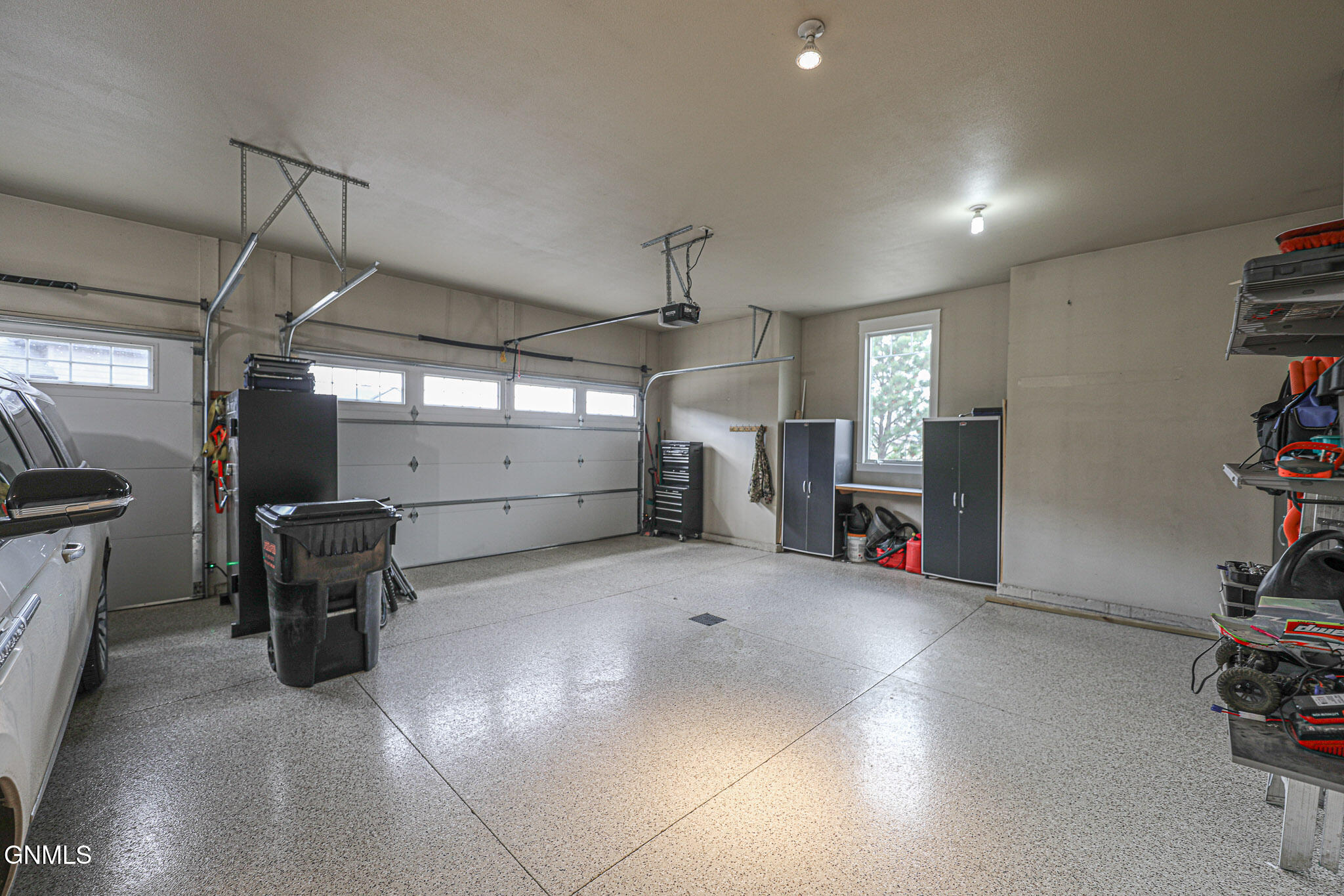 Bismarck, North Dakota, 58503, United States, 6 Bedrooms Bedrooms, ,5 BathroomsBathrooms,Residential,For Sale,1980273