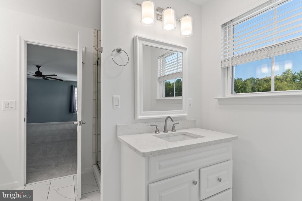 Fredericksburg, Virginia, 22408, United States, 4 Bedrooms Bedrooms, ,4 BathroomsBathrooms,Residential,For Sale,1932682