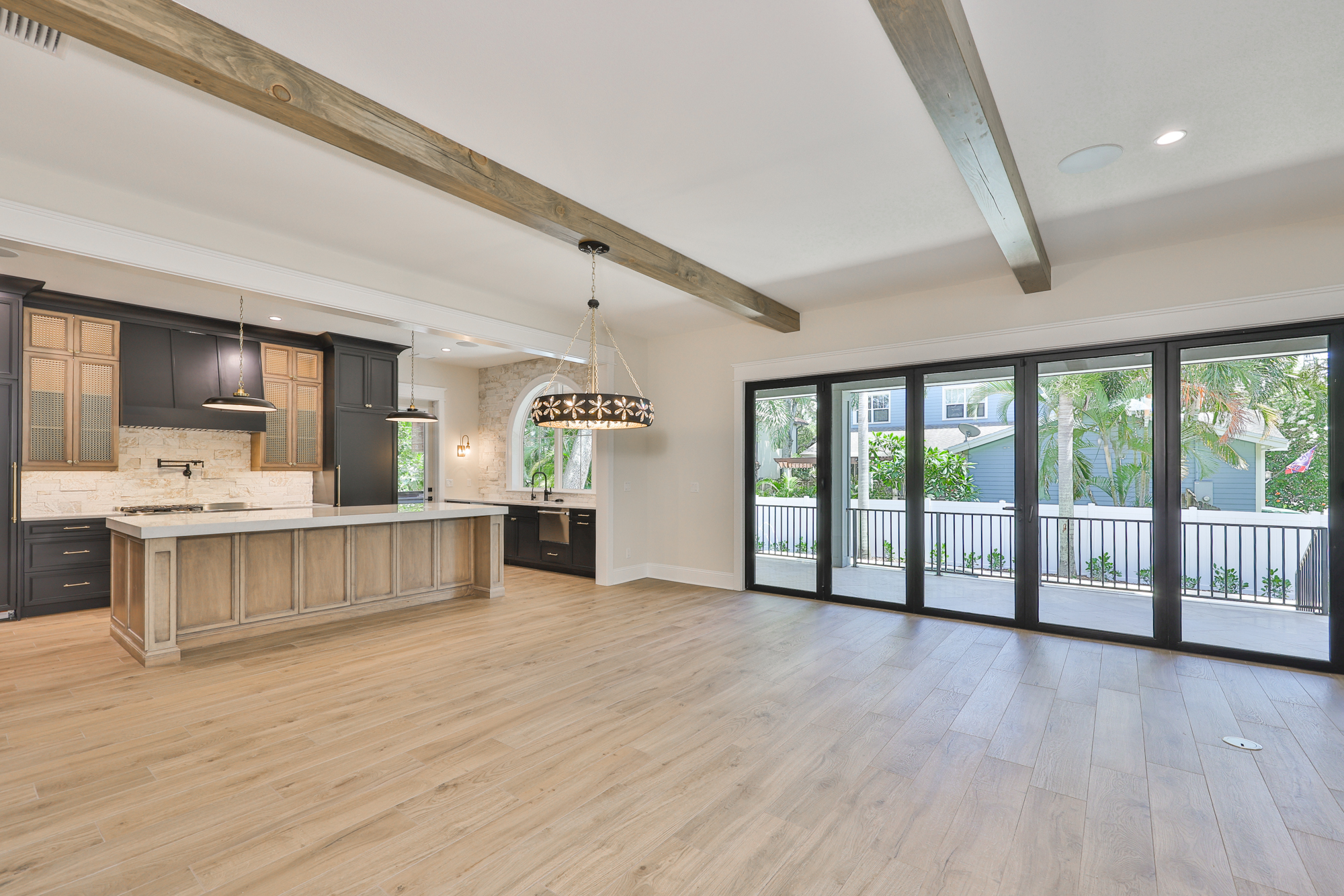 Tampa, Florida, 33629, United States, 5 Bedrooms Bedrooms, ,6 BathroomsBathrooms,Residential,For Sale,1974483