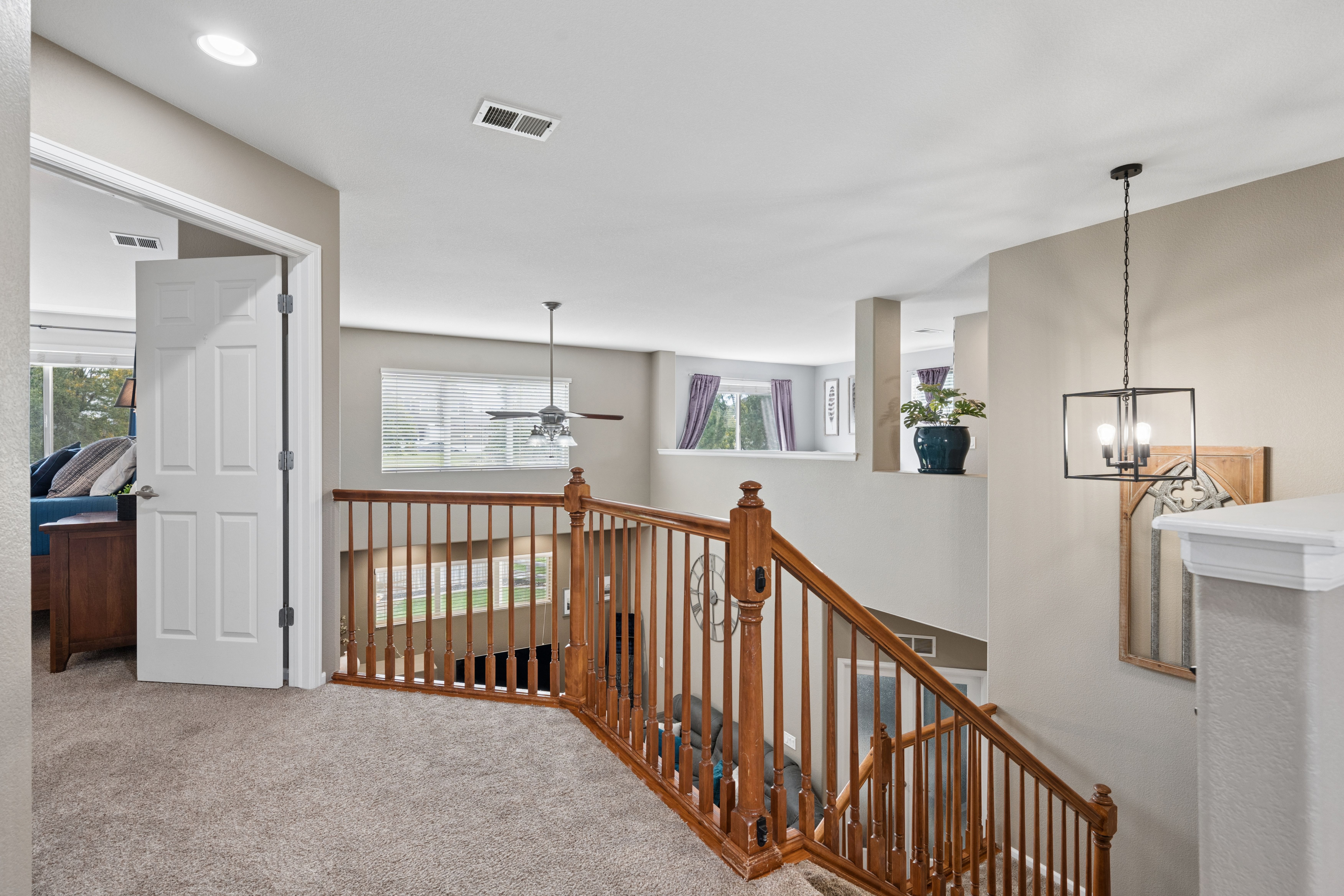  Beautiful Home Located in the Highly Desirable Haven at York Street Community - 物件實景
