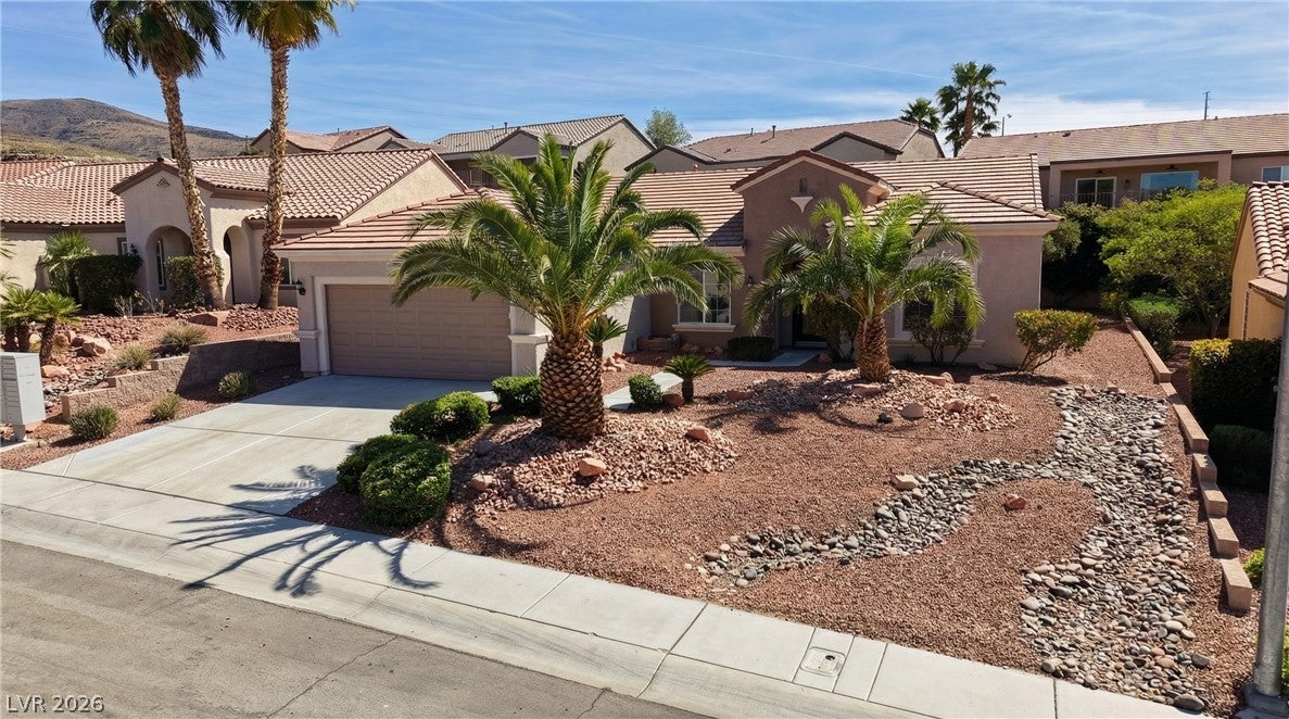 Henderson, Nevada, 89044, United States, 2 Bedrooms Bedrooms, ,2 BathroomsBathrooms,Residential,For Sale,2036899