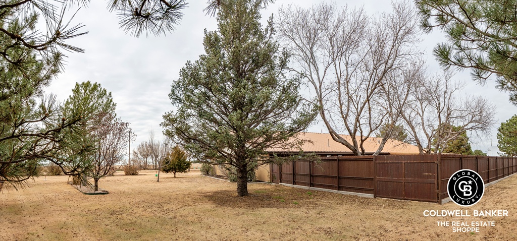 Garden City, Kansas, 67846, United States, 4 Bedrooms Bedrooms, ,Residential,For Sale,2003039