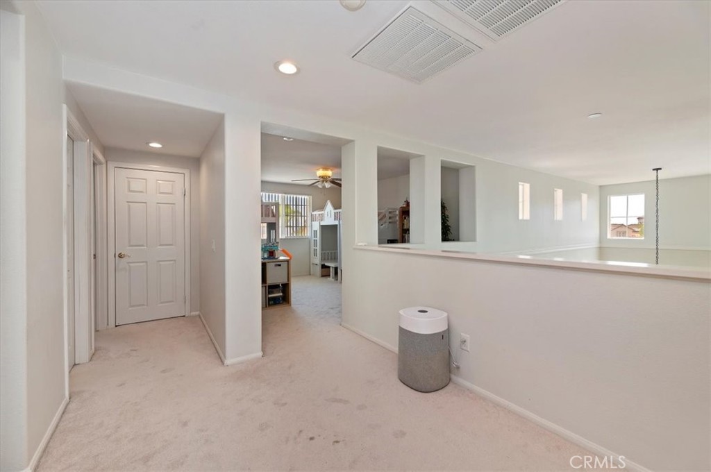 Lake Elsinore, California, 92532, United States, 4 Bedrooms Bedrooms, ,3 BathroomsBathrooms,Residential,For Sale,1939377