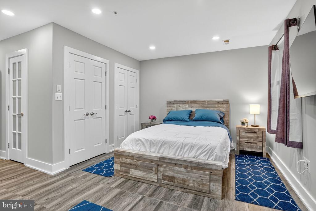 Washington, District of Columbia, 20010, United States, 2 Bedrooms Bedrooms, ,2 BathroomsBathrooms,Residential,For Sale,1975364