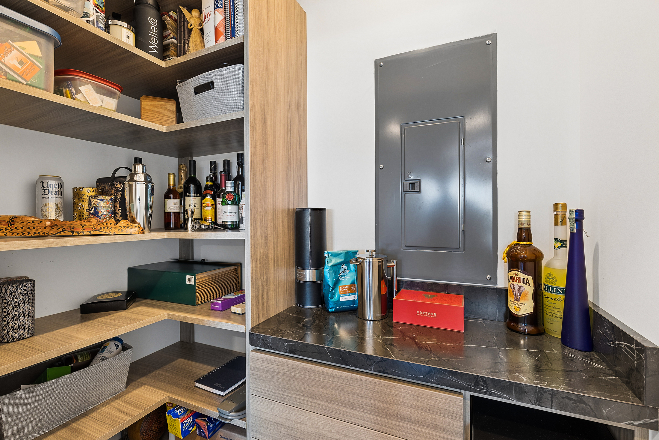  Exceptional One Bedroom Residence at Luxe - 物件實景