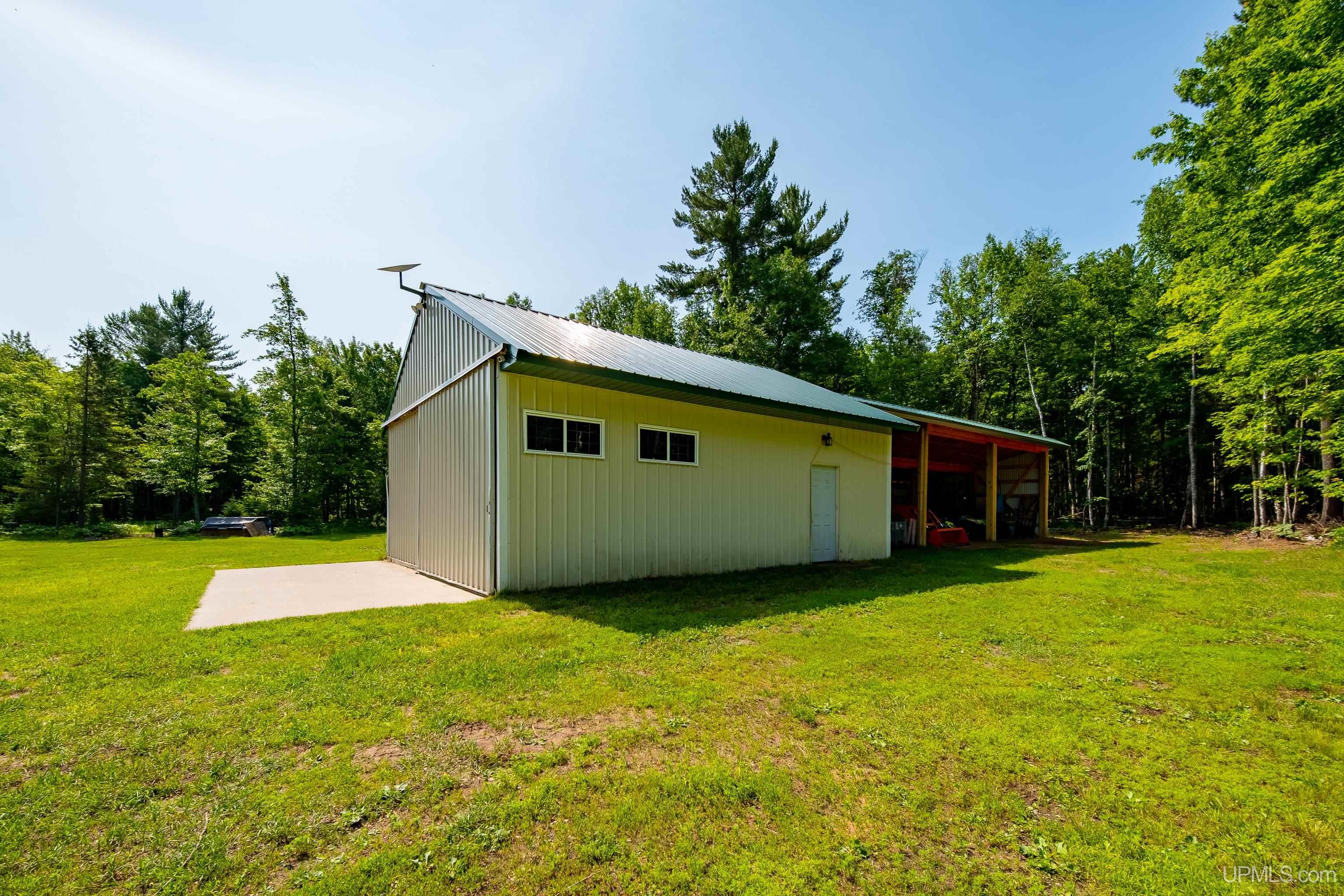 Ishpeming, Michigan, 49849-9792, United States, 5 Bedrooms Bedrooms, ,3 BathroomsBathrooms,Residential,For Sale,1795104