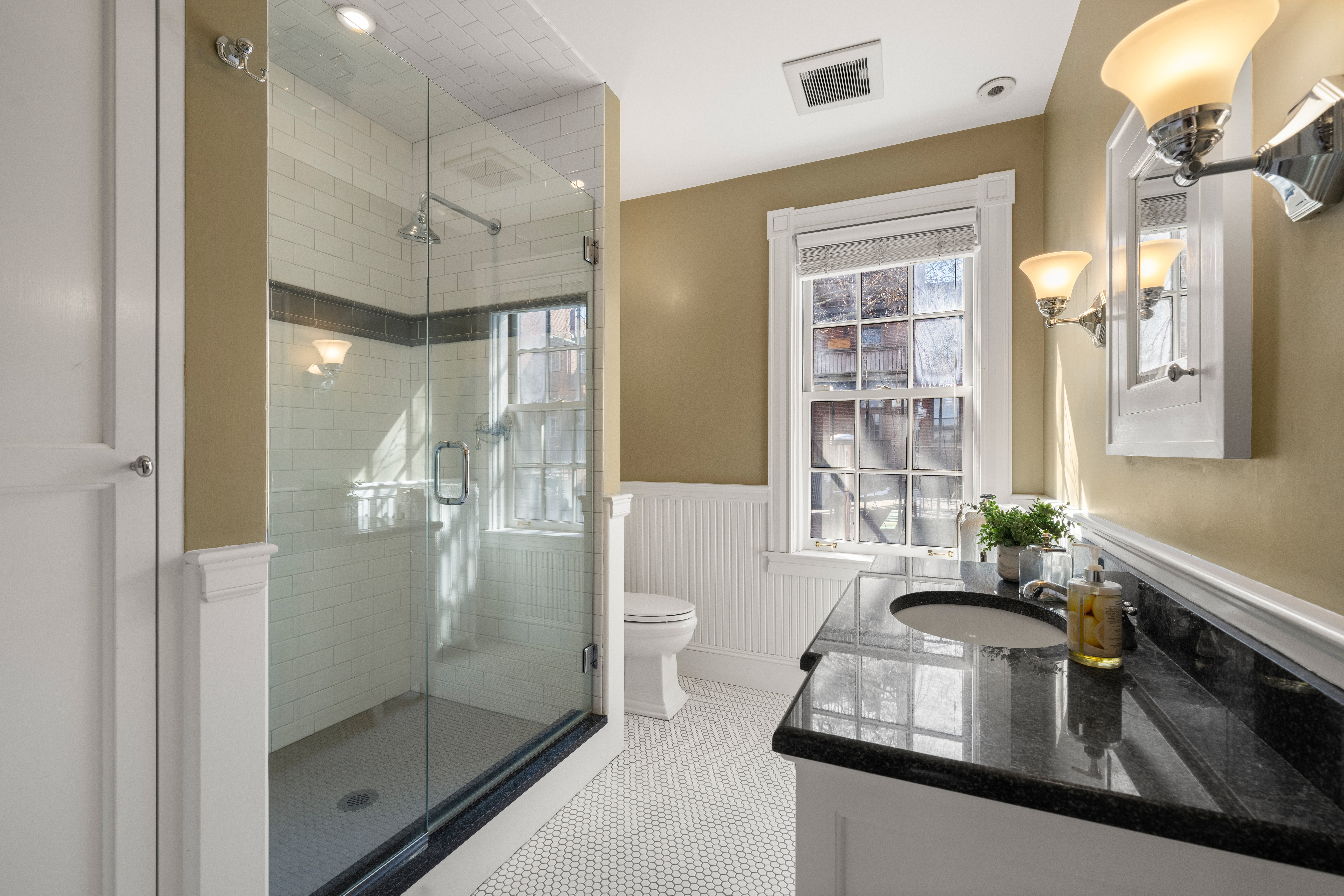  14 Pinckney Street, Boston, MA, 02114 - 物件實景