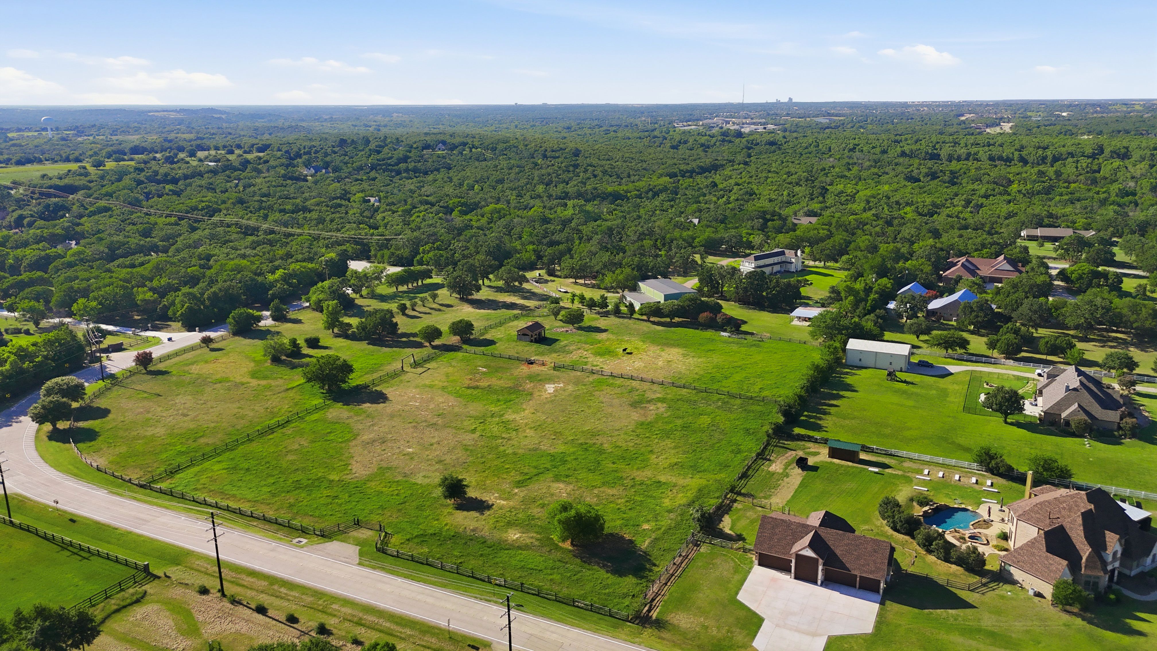 3730 Landseer Dr, Copper Canyon, TX 76226