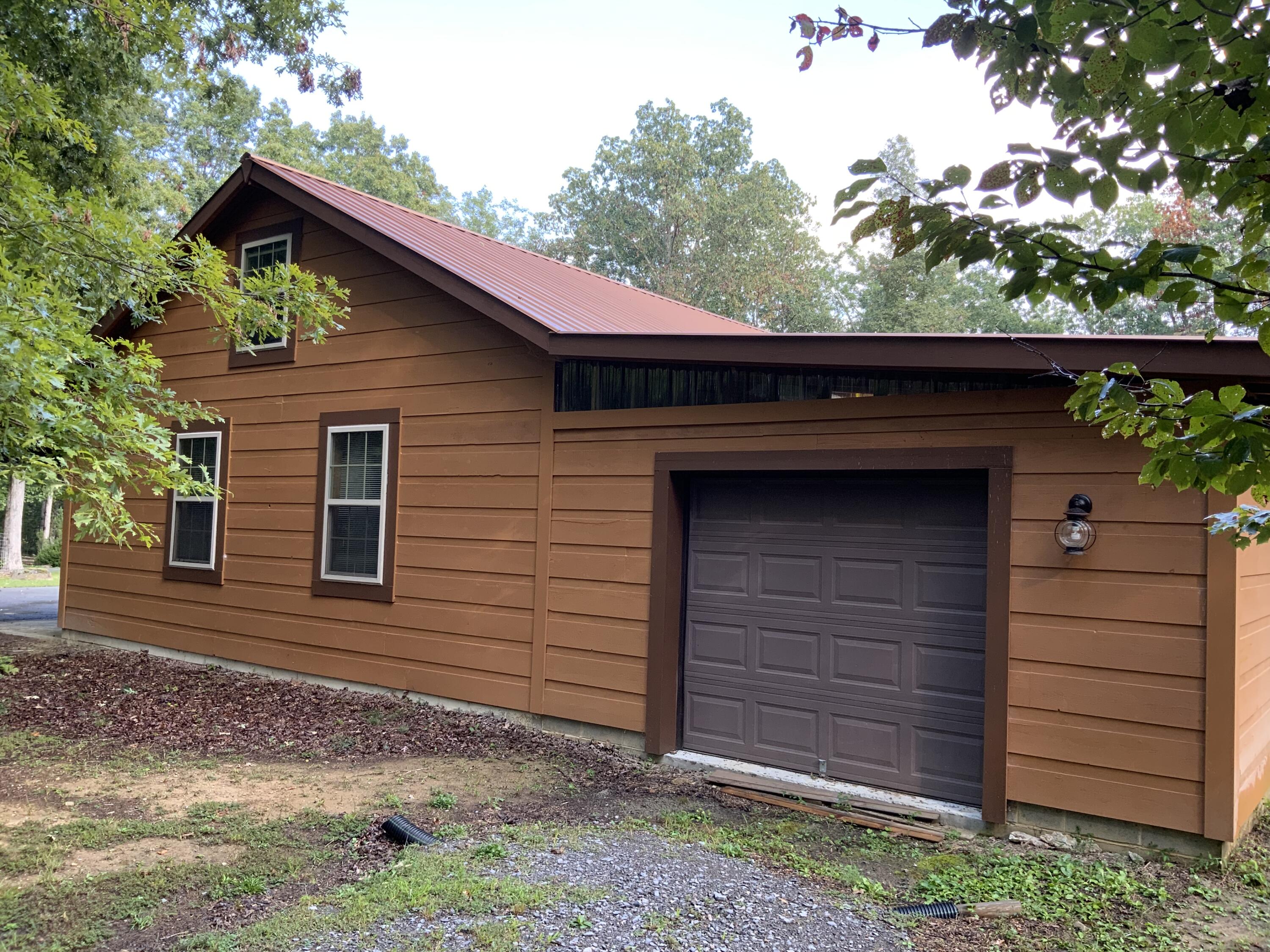 Tracy City, Tennessee, 37387, United States, 3 Bedrooms Bedrooms, ,Residential,For Sale,1979741