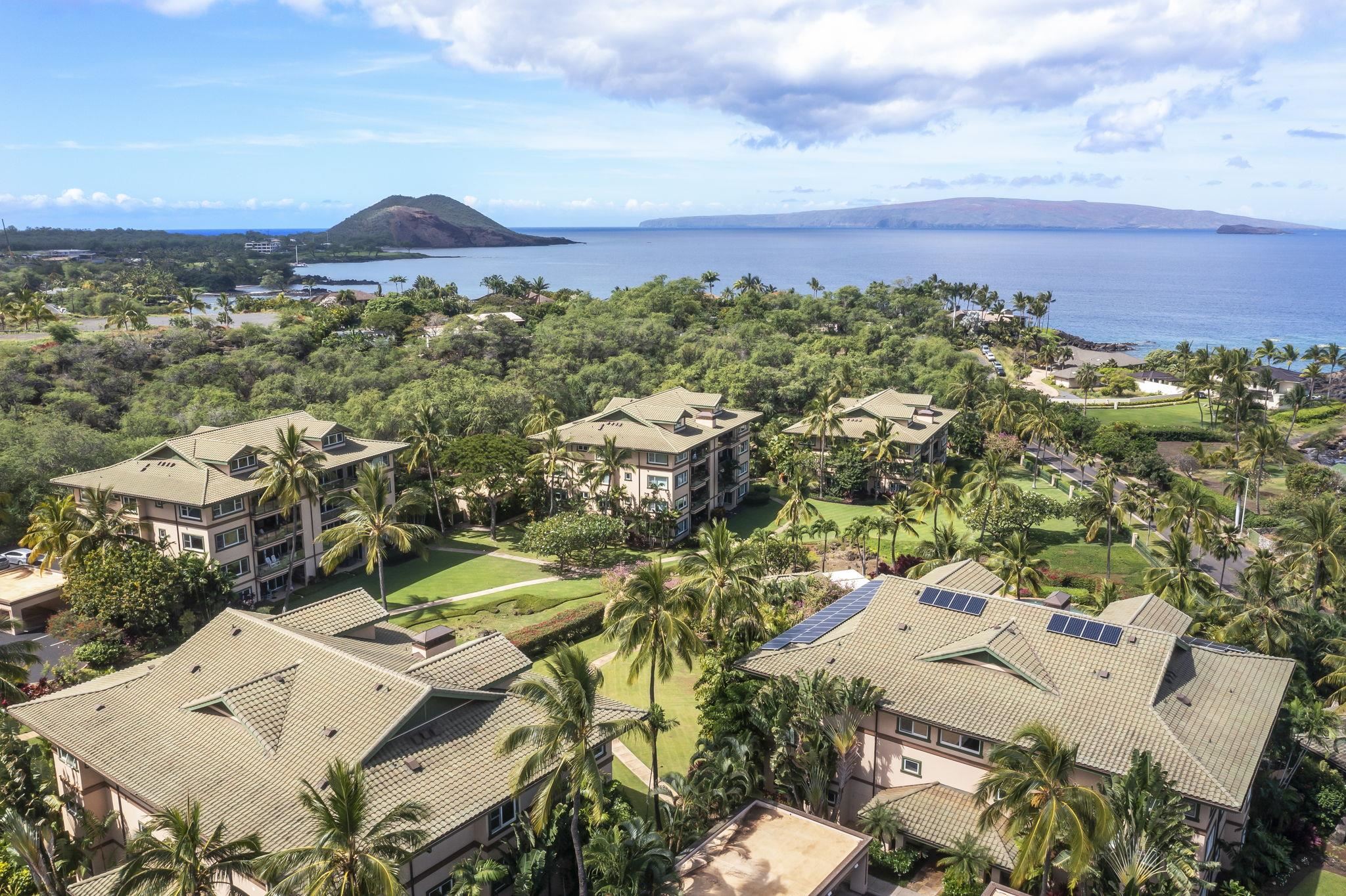 Kihei, Hawaii, 96753-5404, United States, 2 Bedrooms Bedrooms, ,3 BathroomsBathrooms,Residential,For Sale,1993439