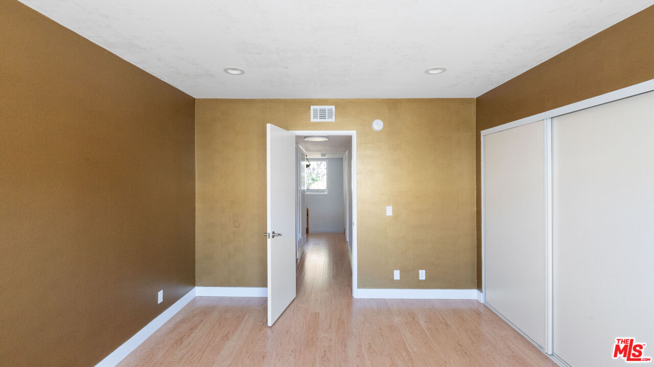 Pacific Palisades, California, 90272, United States, 2 Bedrooms Bedrooms, ,3 BathroomsBathrooms,Residential,For Sale,1950825