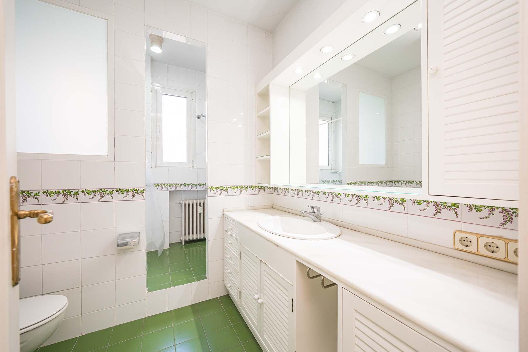  Very bright two-bedroom flat in Trafalgar - 物件實景