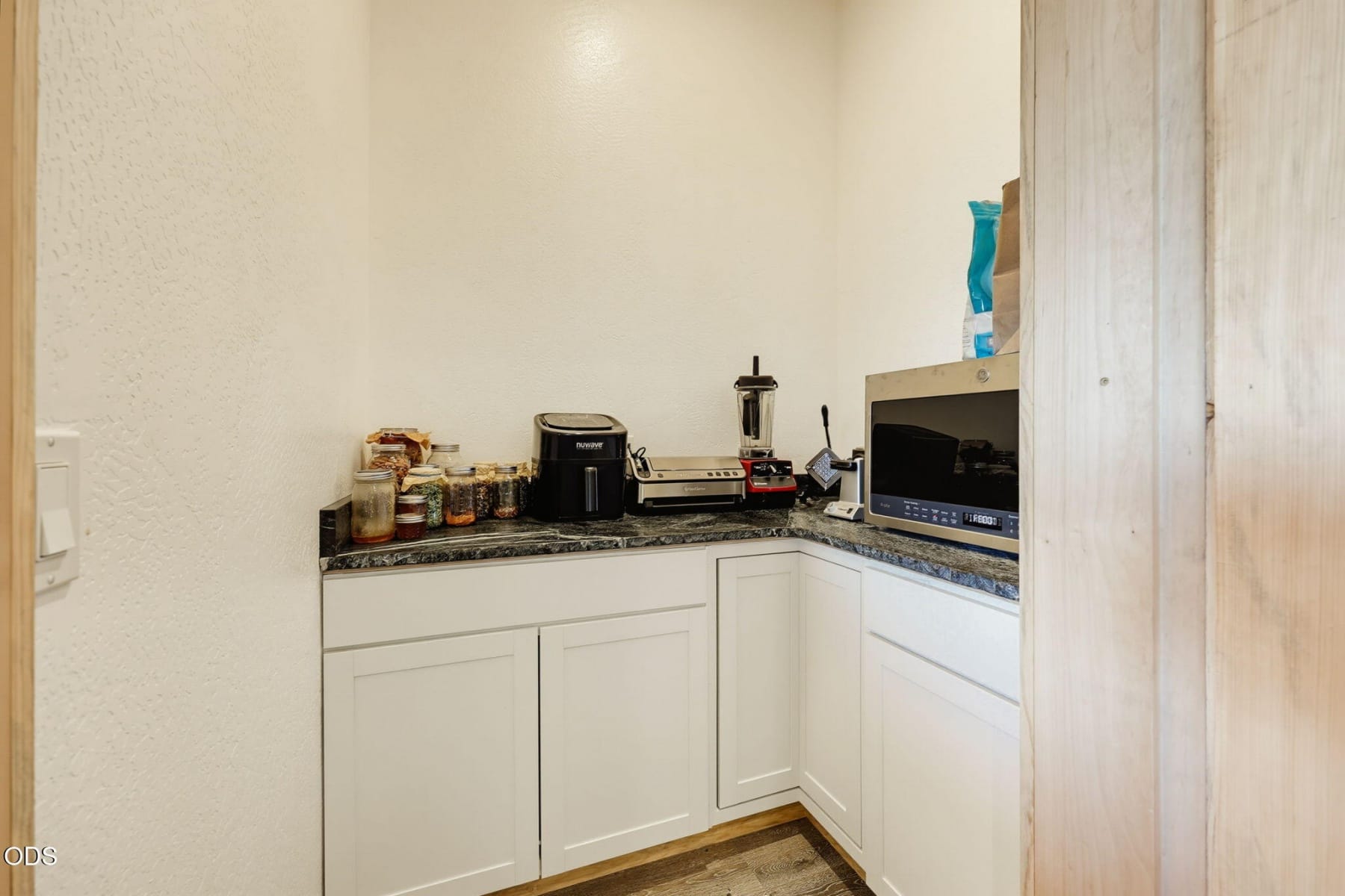  7036 Griffin Lane Jacksonville, OR 97530 - 物件實景