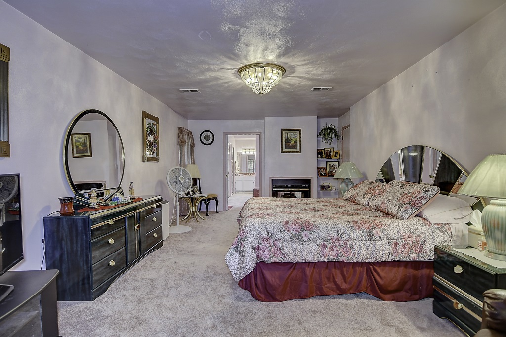 Norfolk, Virginia, 23502, United States, 4 Bedrooms Bedrooms, ,4 BathroomsBathrooms,Residential,For Sale,1974542