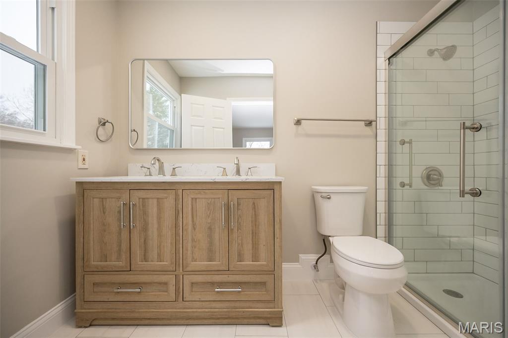 Ellisville, Missouri, 63011, United States, 4 Bedrooms Bedrooms, ,3 BathroomsBathrooms,Residential,For Sale,2002113