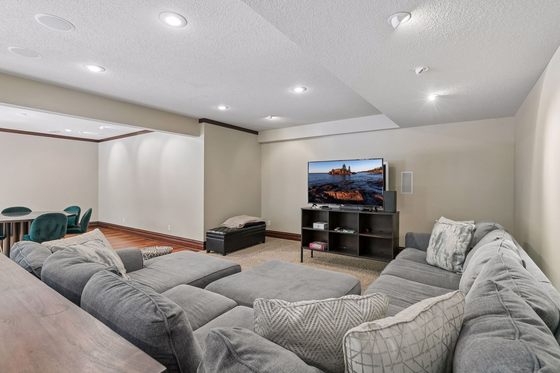  One-of-a-kind wooded retreat in Lakeville - 物件實景