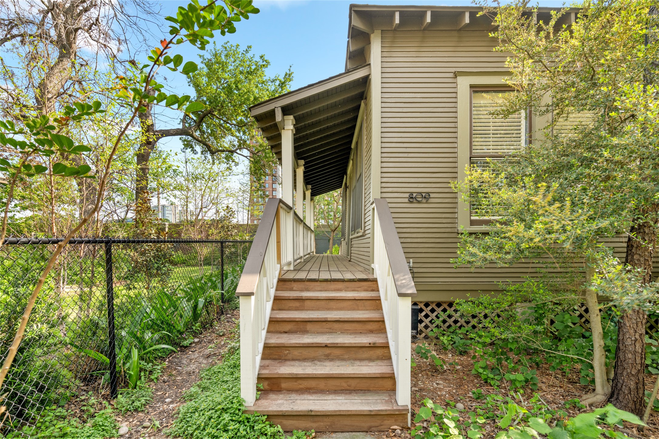  809 Woodrow Street - 物件實景