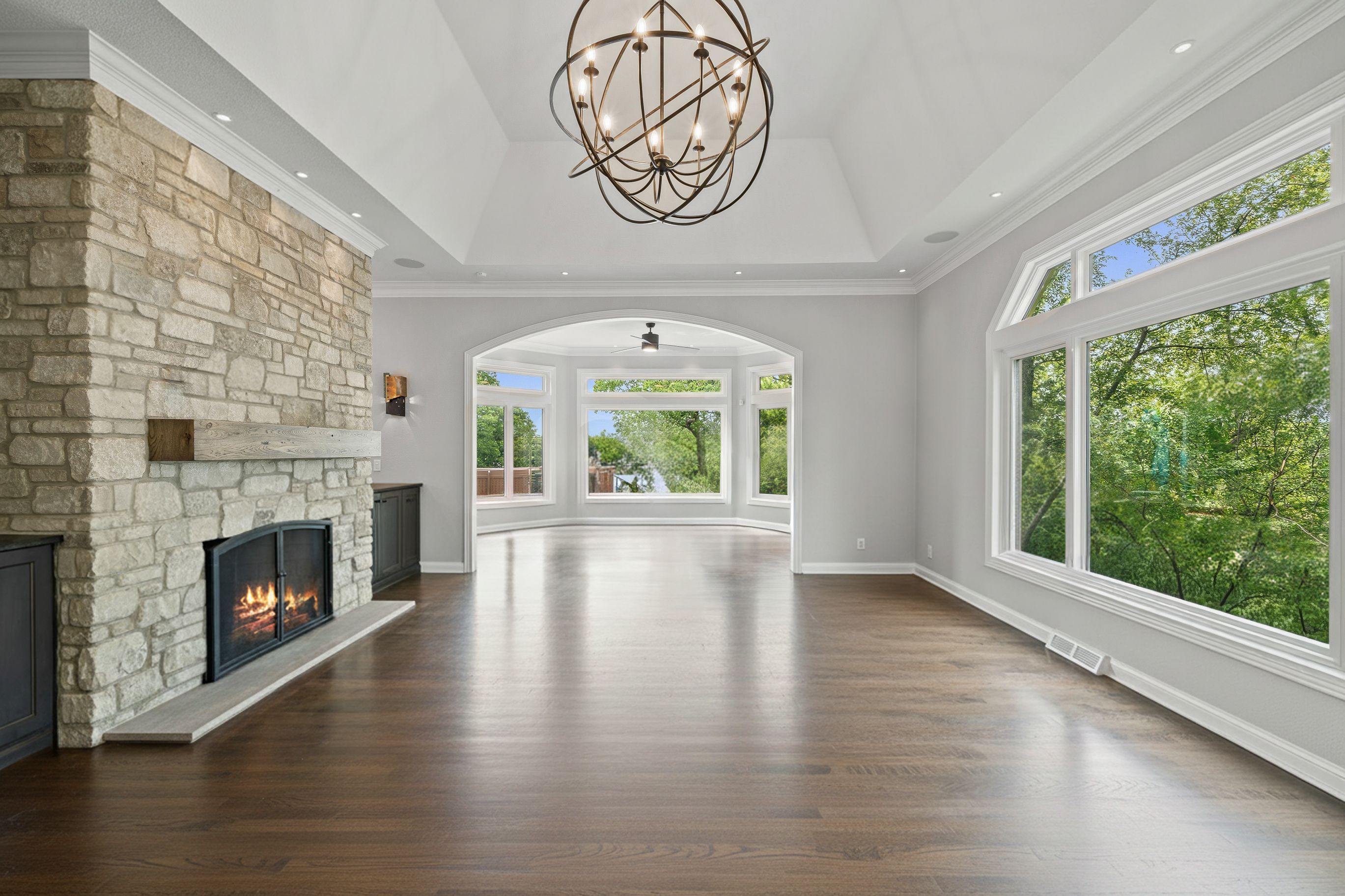  The Pinnacle of Luxury Living: 2.3-Acre Private Tichigan Lake Estate - 物件實景