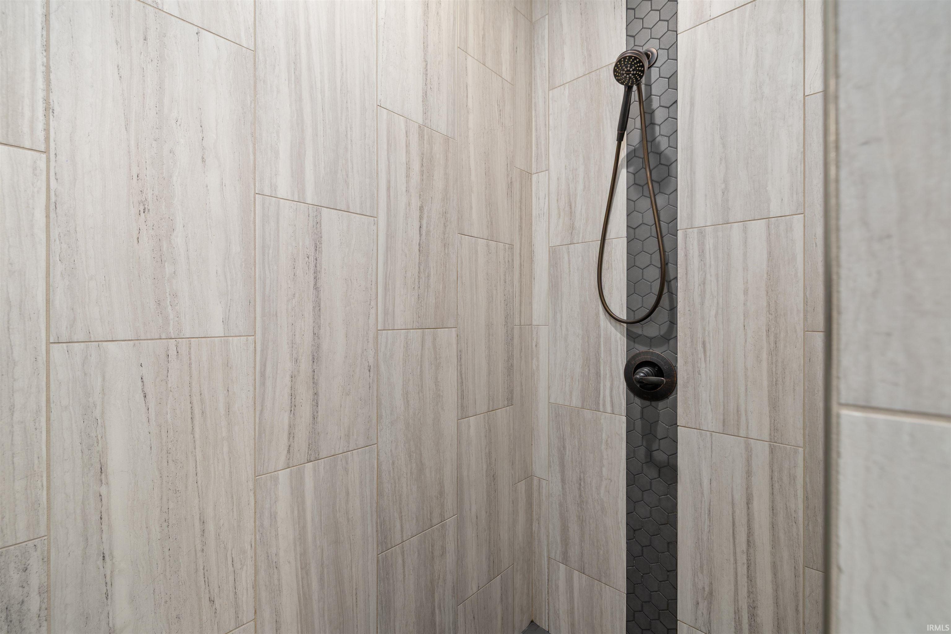 Fort Wayne, Indiana, 46845, United States, 3 Bedrooms Bedrooms, ,3 BathroomsBathrooms,Residential,For Sale,2006241