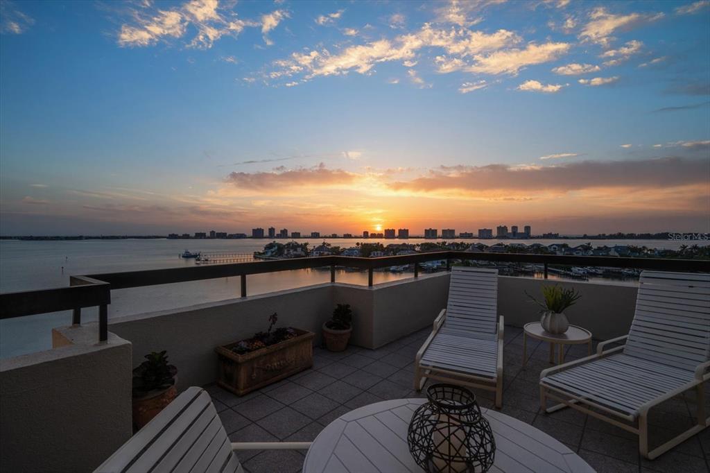 Belleair, Florida, 33756, United States, 3 Bedrooms Bedrooms, ,2 BathroomsBathrooms,Residential,For Sale,1793100