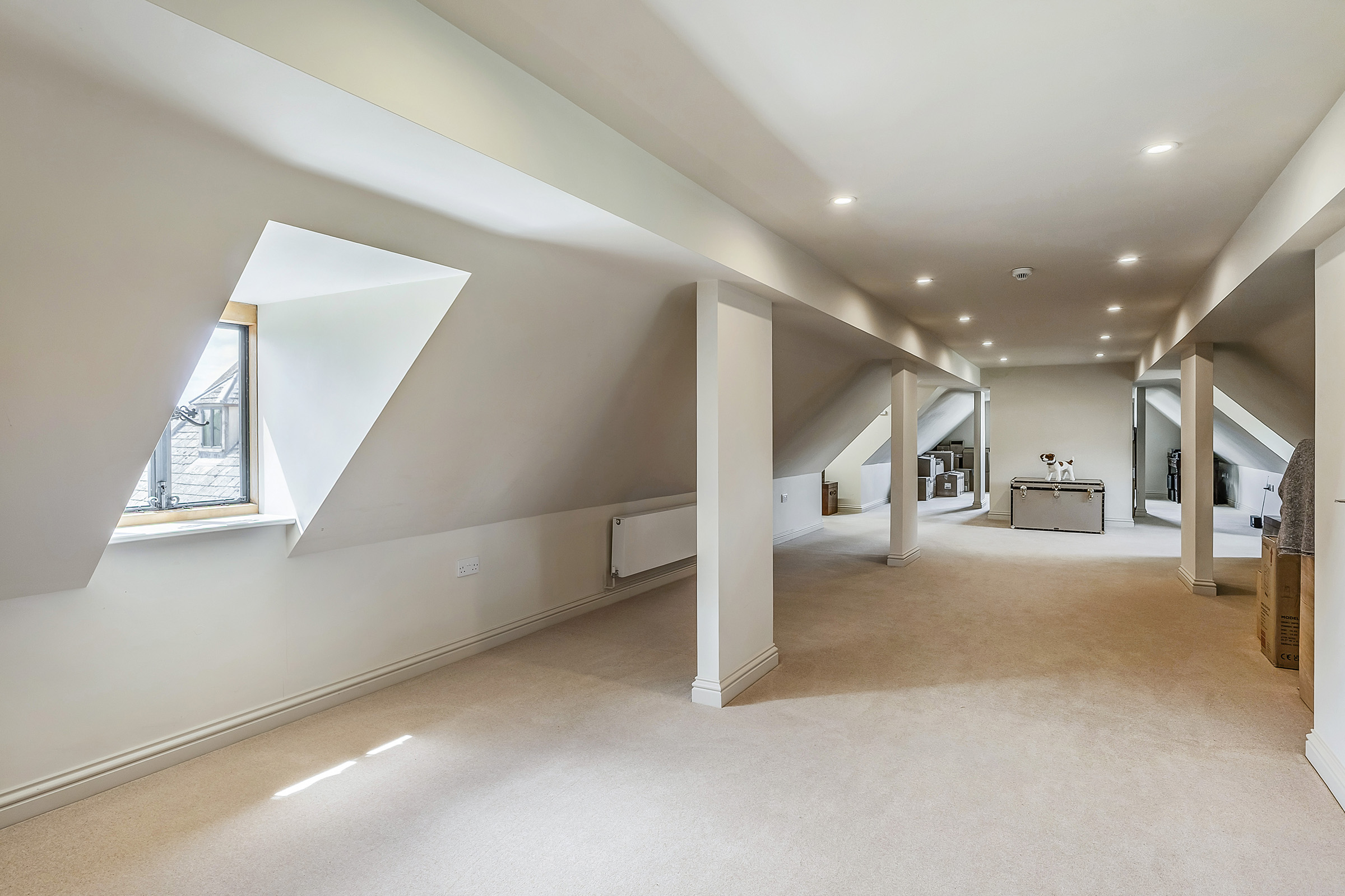  An Impressive Country Estate with Indoor Pool and Equestrian Facilities - 物件實景